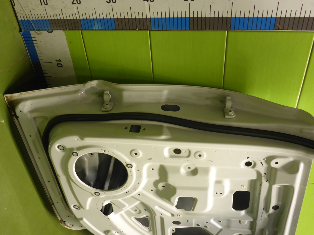 Дверь задняя правая