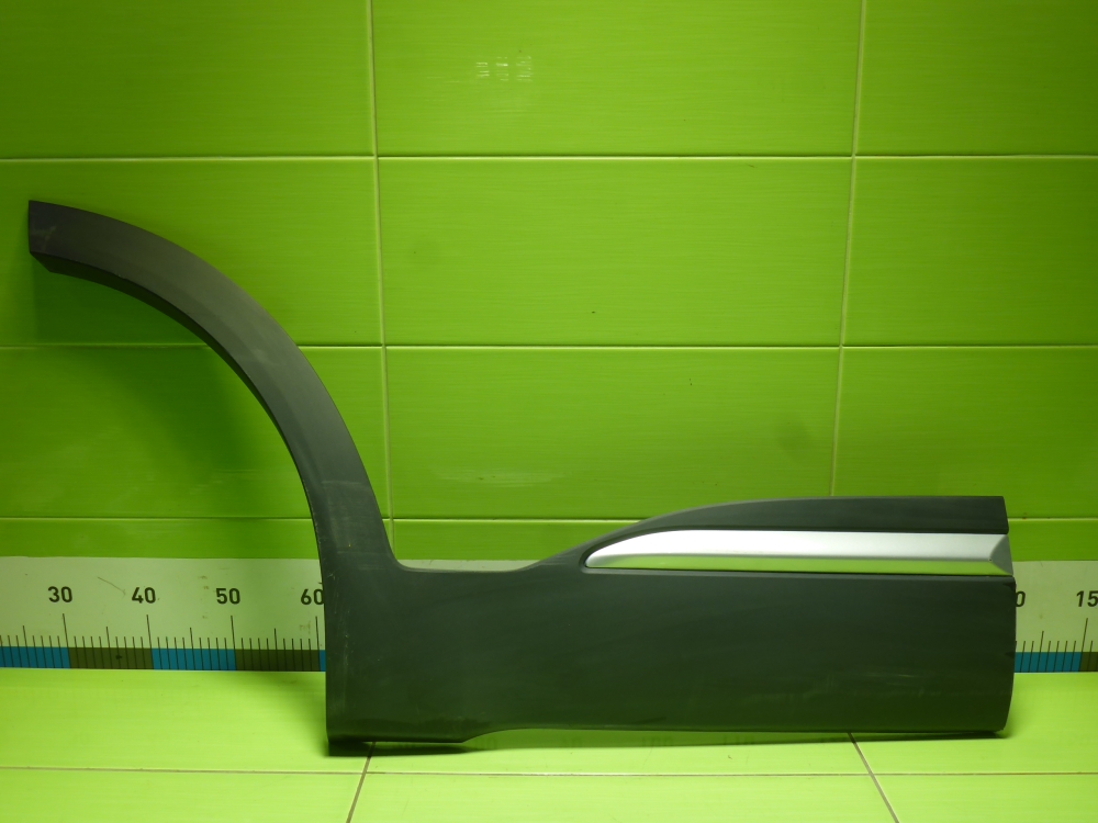 Накладка двери задней правой