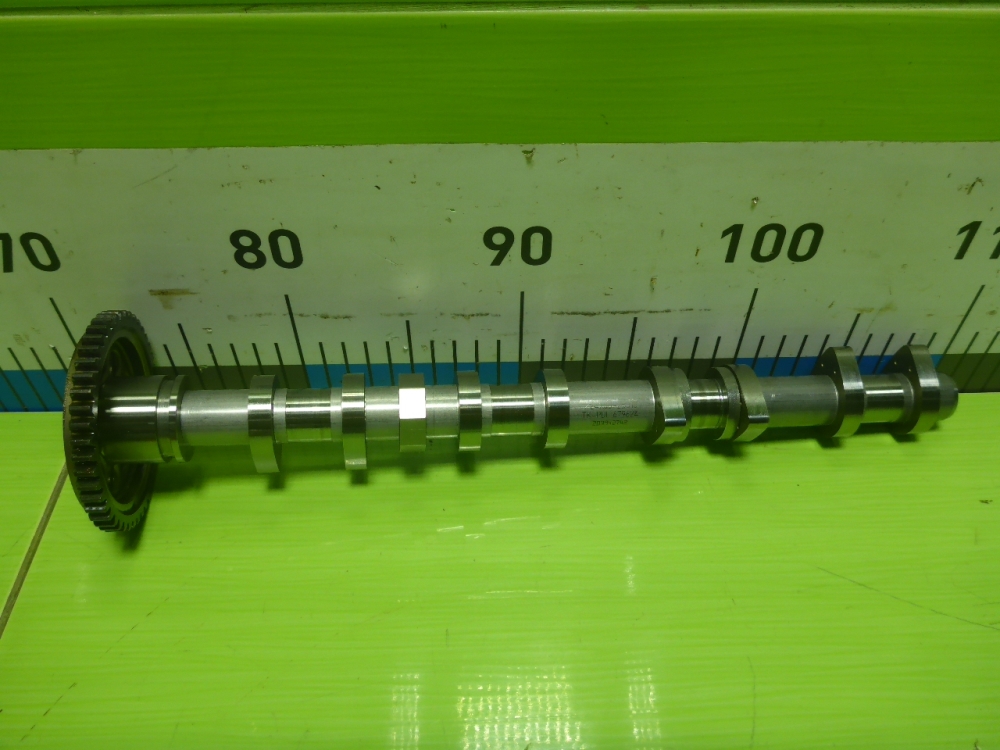 Распредвал выпускной