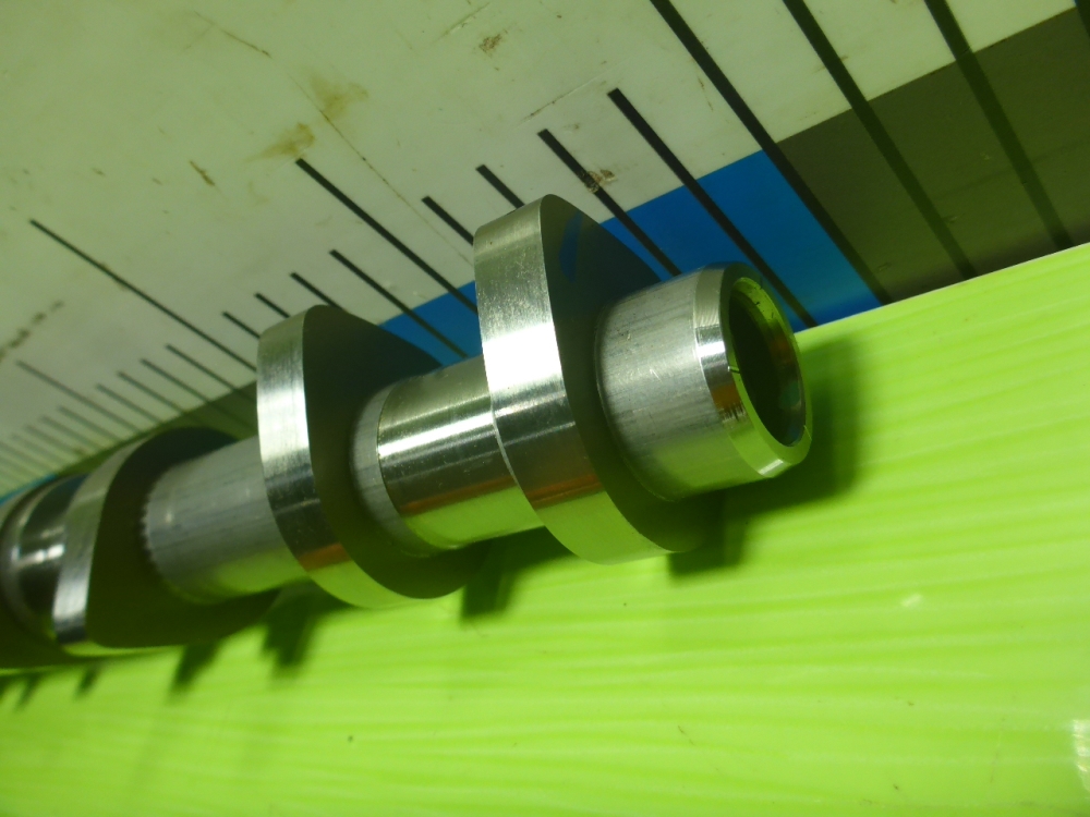 Распредвал выпускной