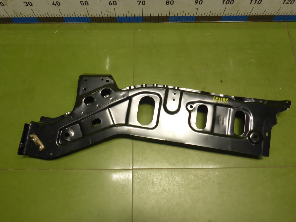 Кузовной элемент