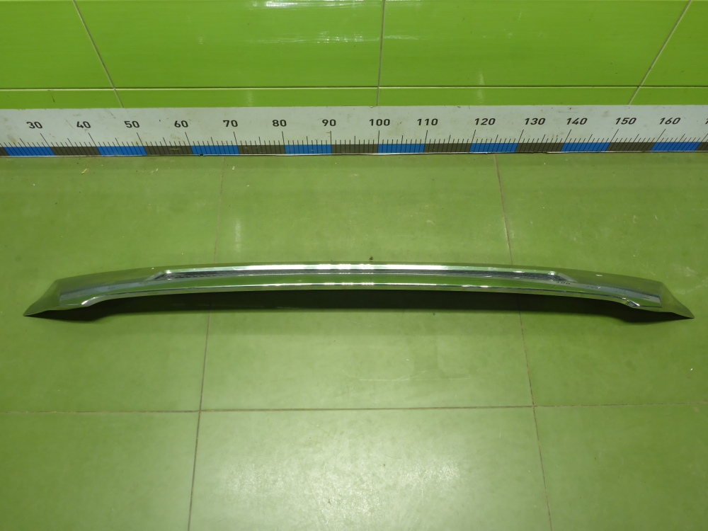 Накладка на капот