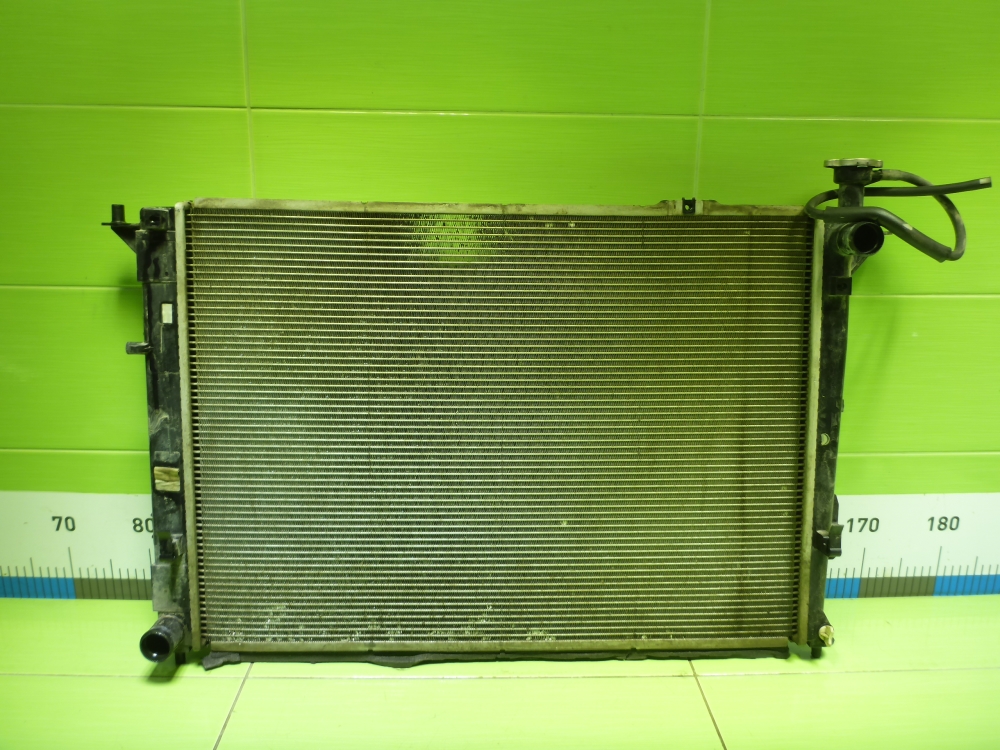Радиатор охлаждения двигателя основной