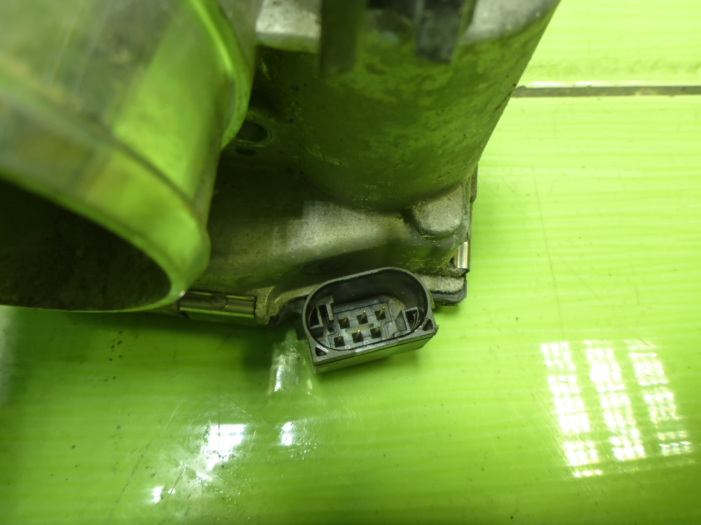 Заслонка дроссельная электрическая