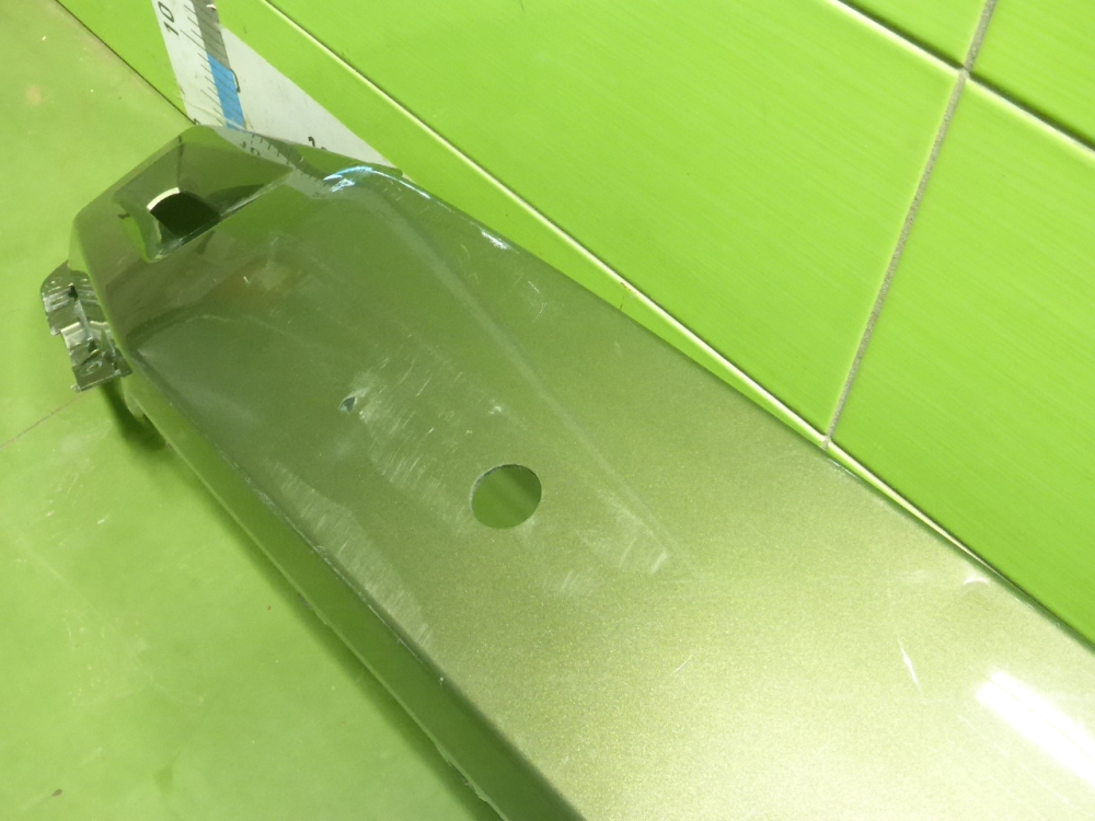 Накладка переднего бампера центральная