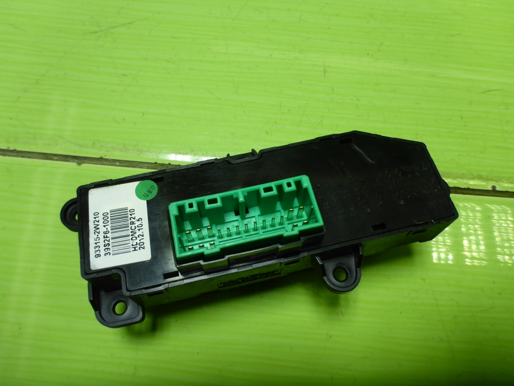 Кнопка обогрева сидений