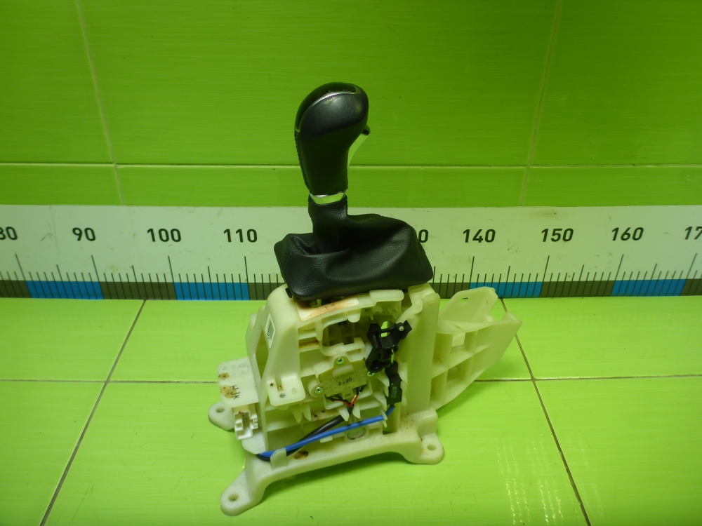 Кулиса МКПП / АКПП