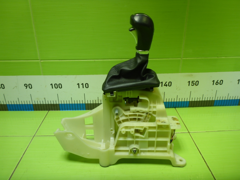 Кулиса МКПП / АКПП