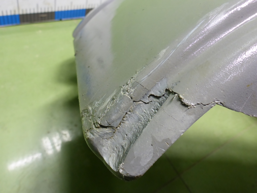 Бампер передний