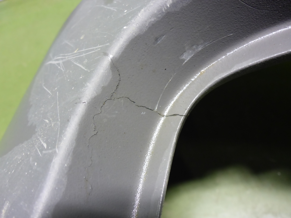 Бампер передний