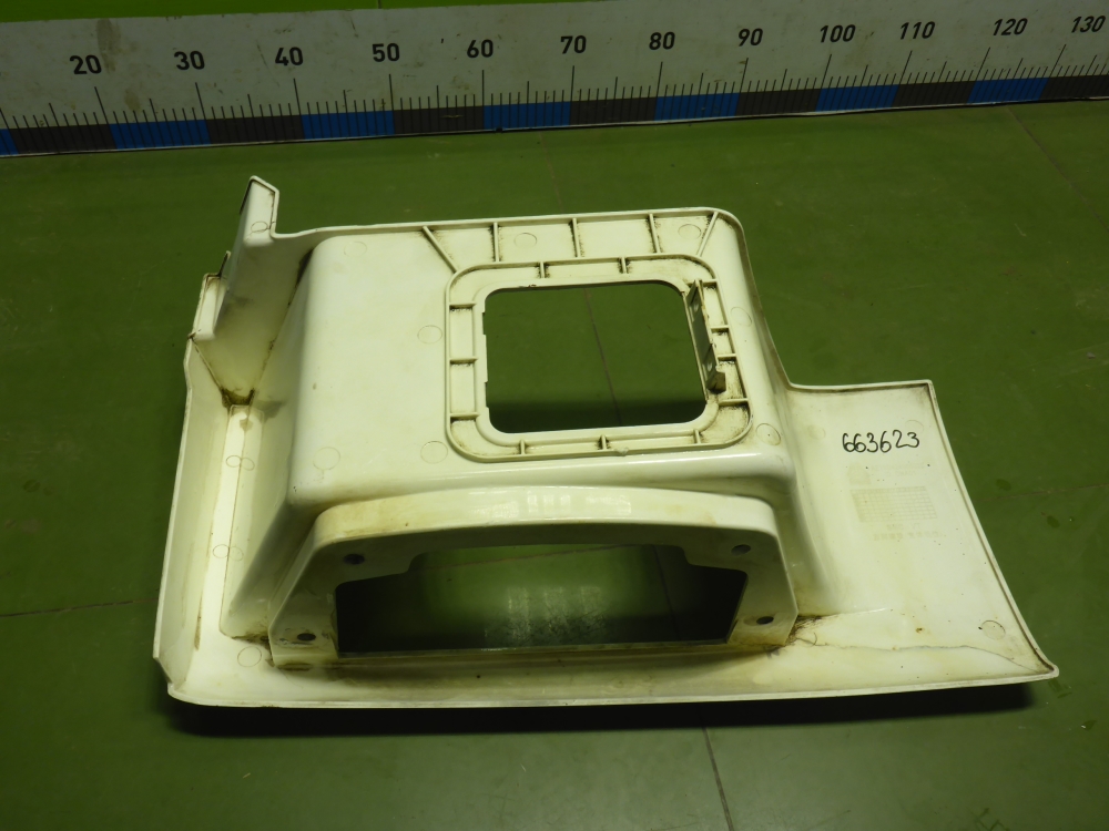 Подножка правая