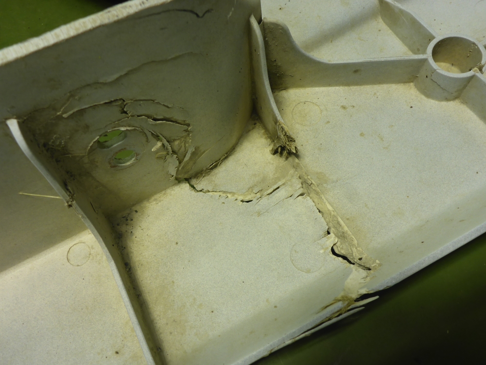 Бампер передний