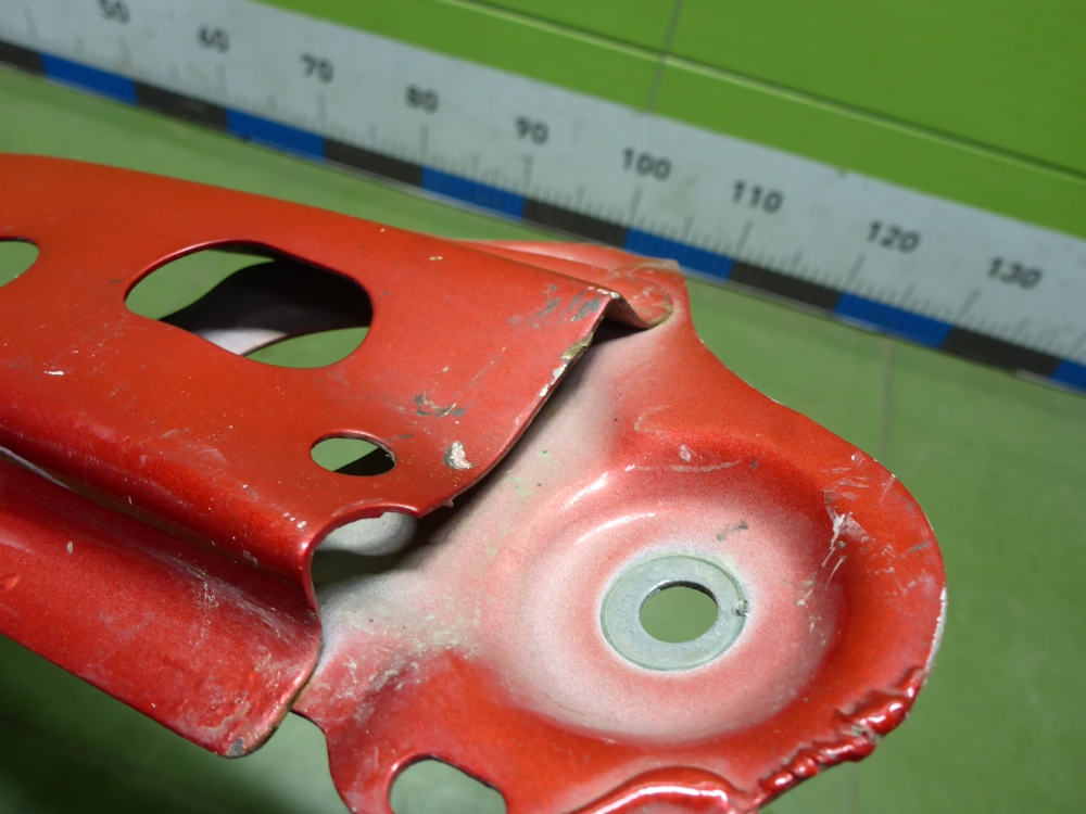 Усилитель заднего бампера