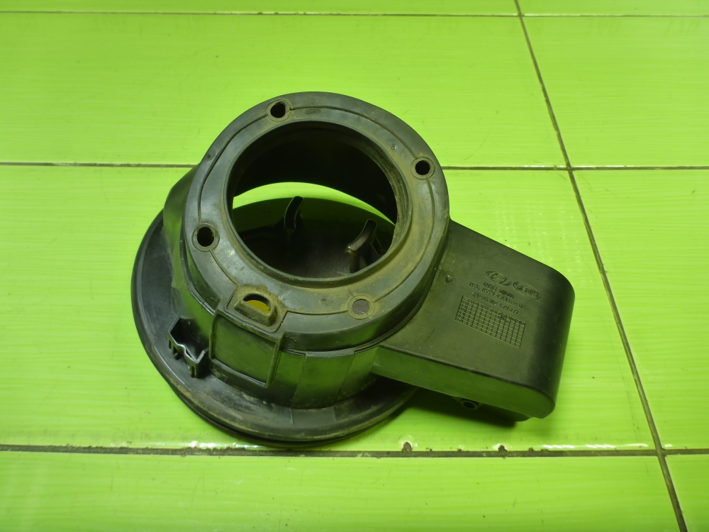 Лючок бензобака