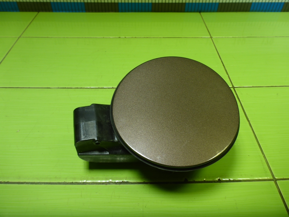 Лючок бензобака