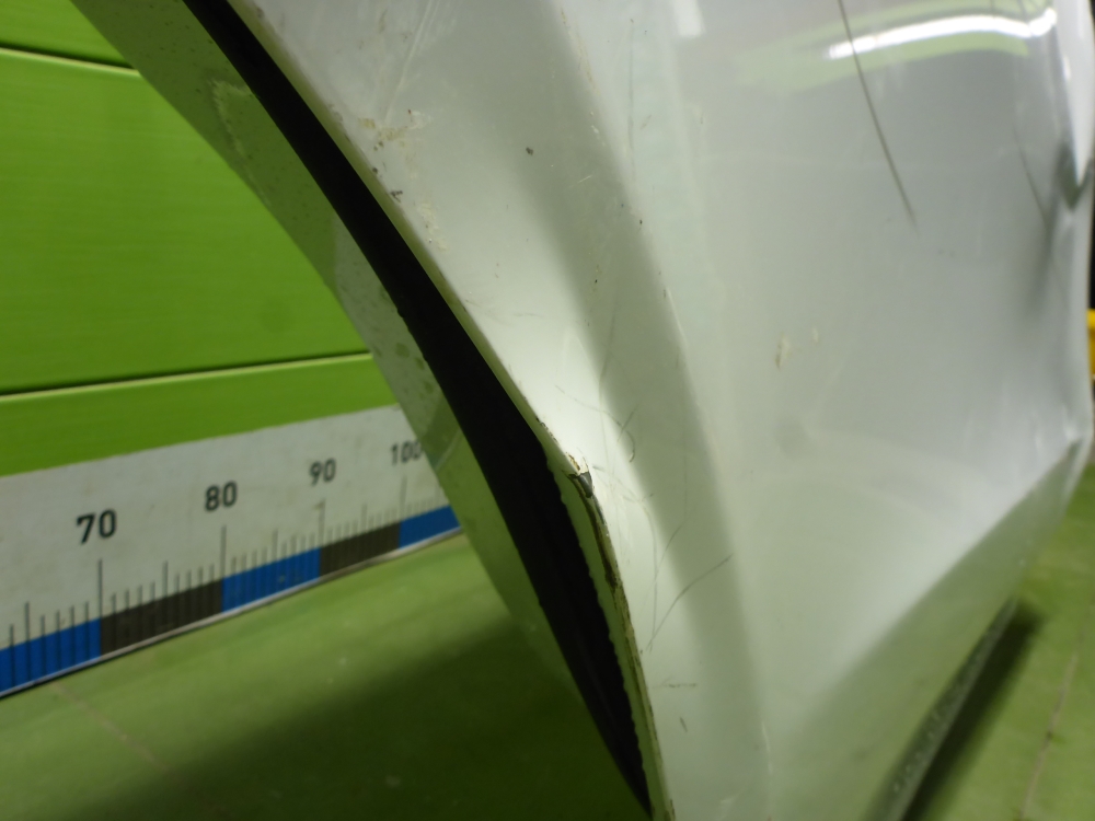 Дверь задняя правая