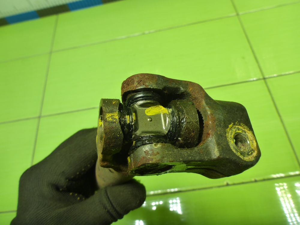 Кардан рулевой