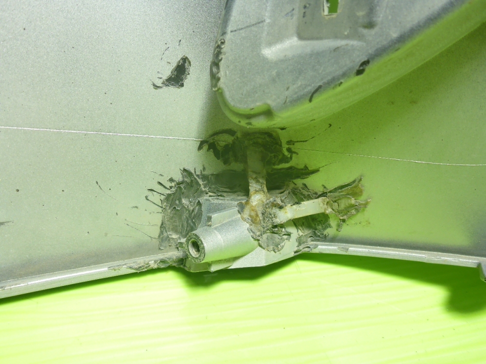 Бампер задний