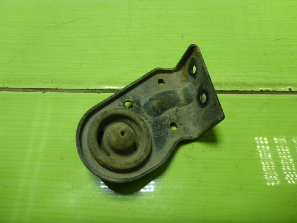 Кронштейн радиатора