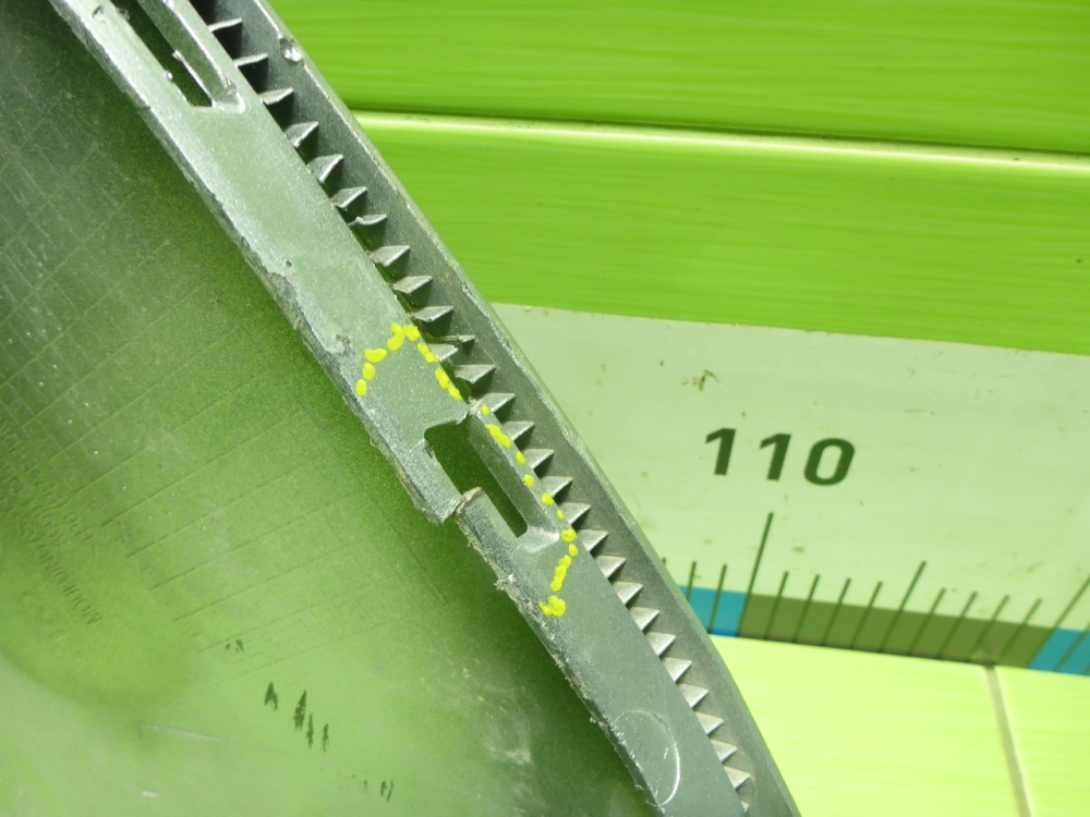 Бампер задний