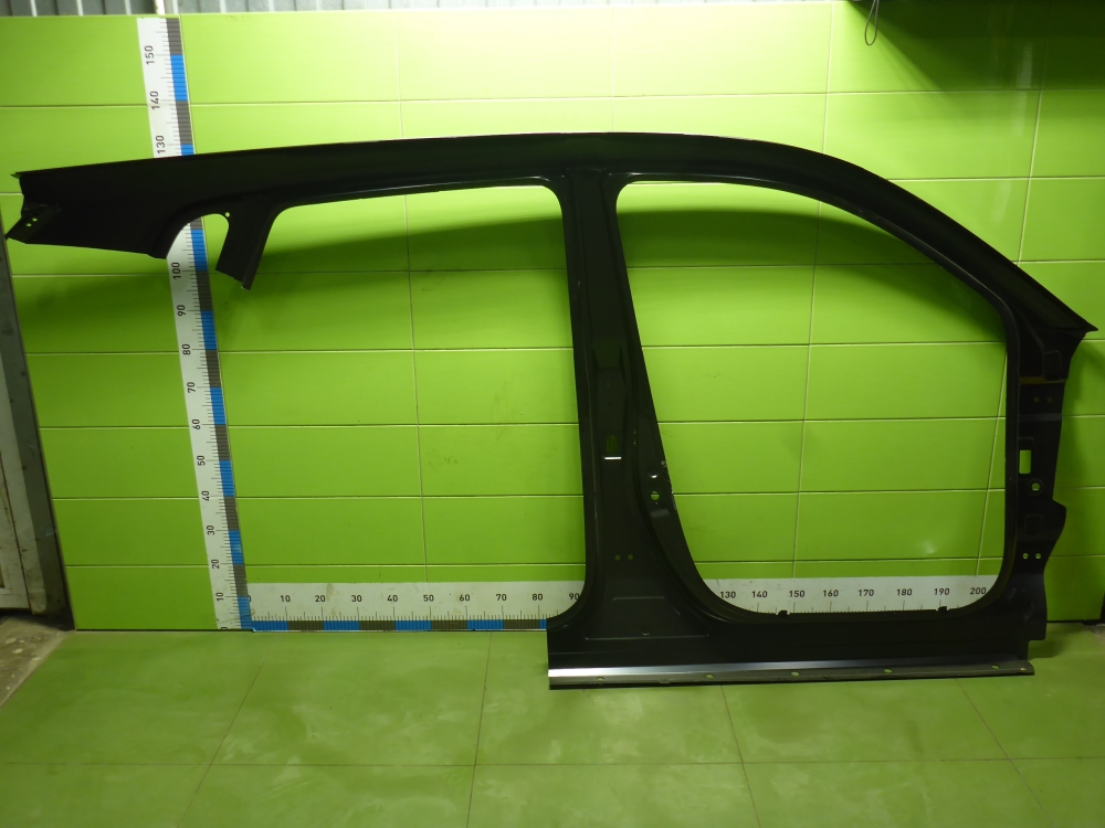 Кузовной элемент