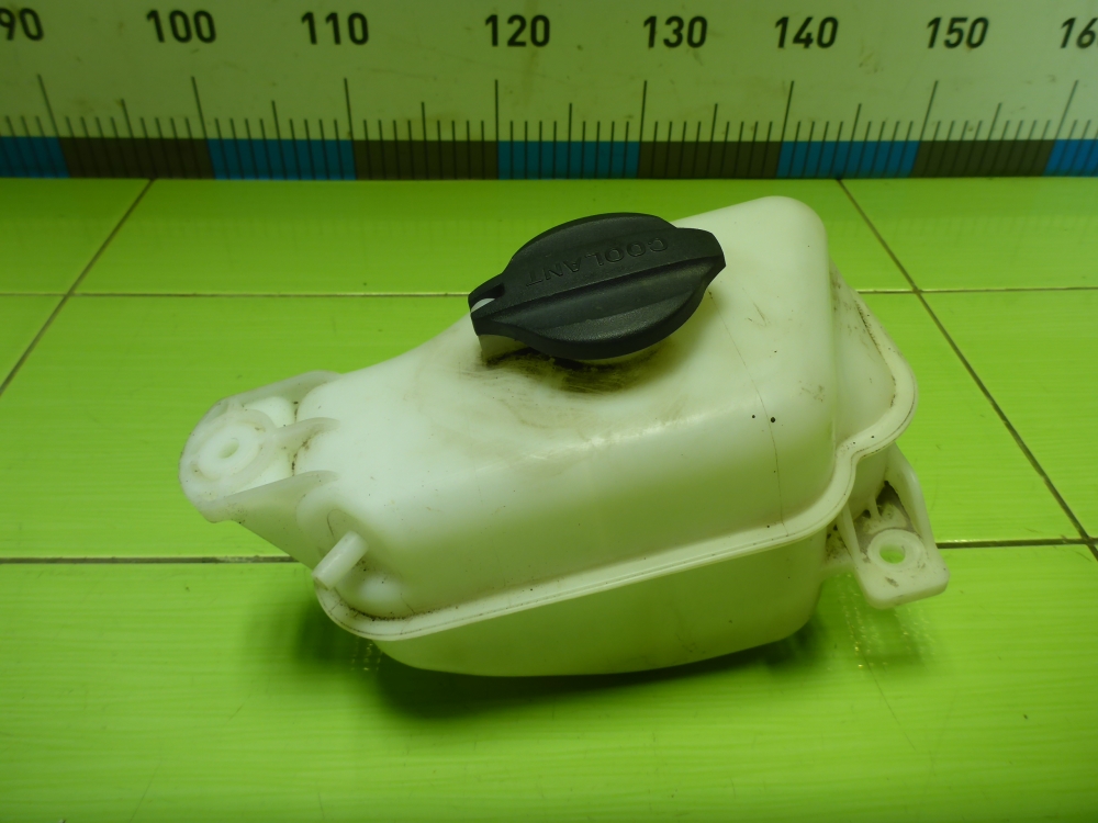 Бачок расширительный