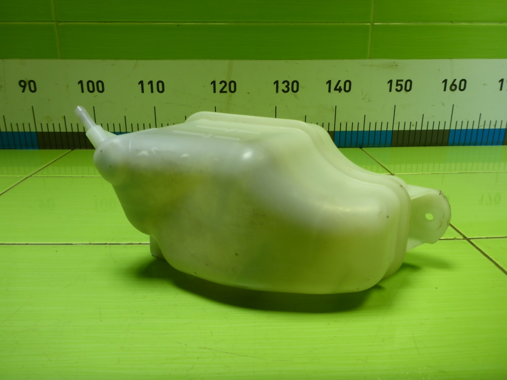 Бачок расширительный