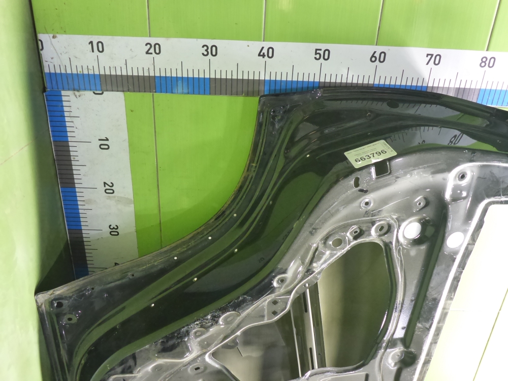 Дверь задняя левая