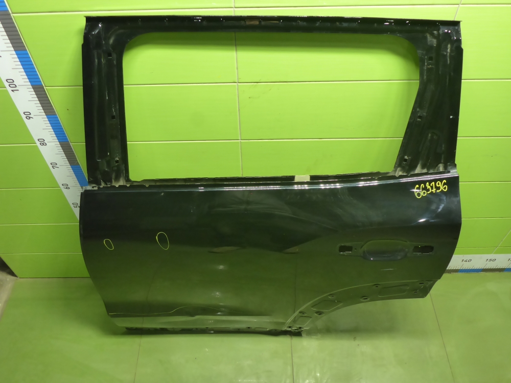 Дверь задняя левая