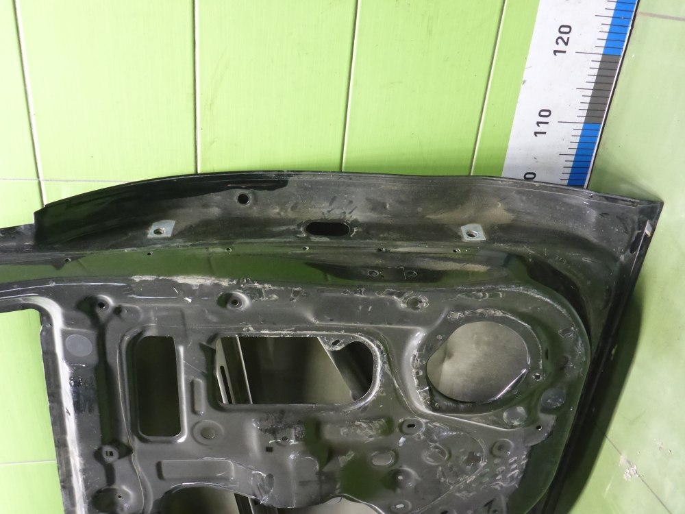 Дверь задняя левая