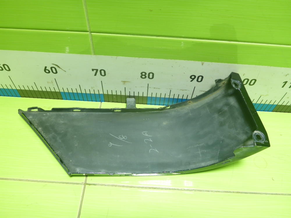 Накладка заднего бампера левая