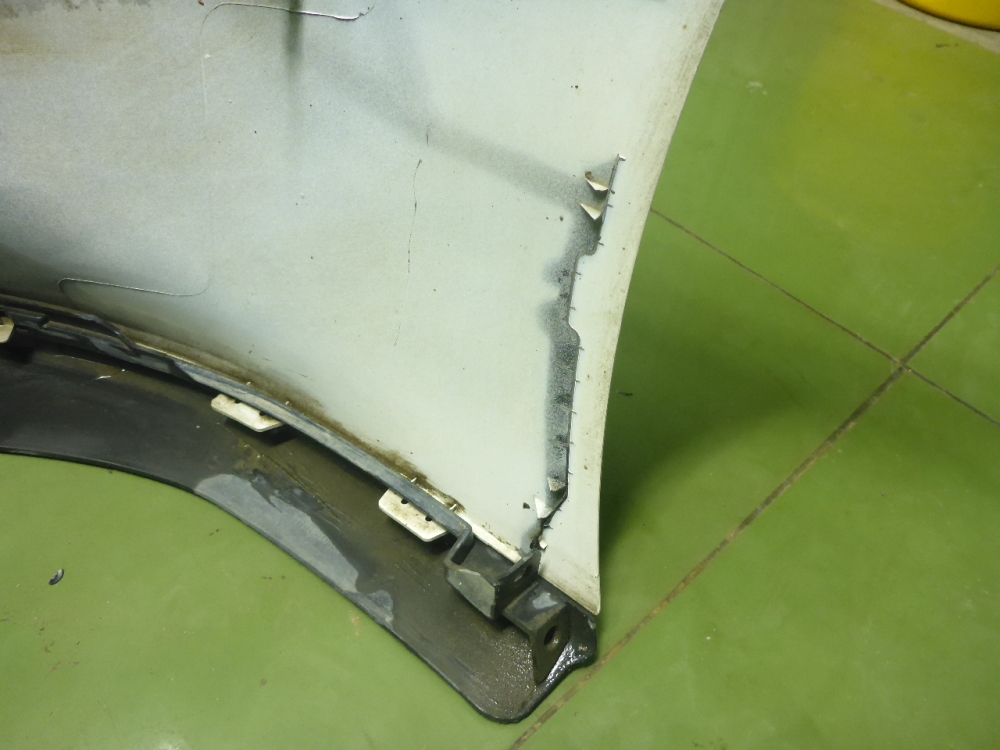 Бампер передний