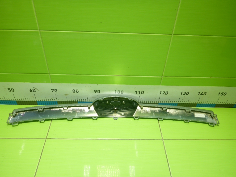 Накладка на решетку радиатора