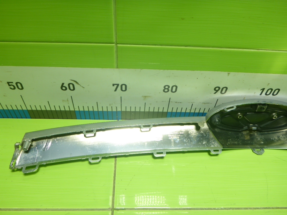 Накладка на решетку радиатора