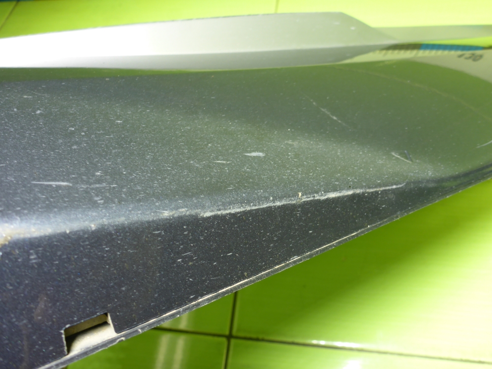 Накладка двери задней правой