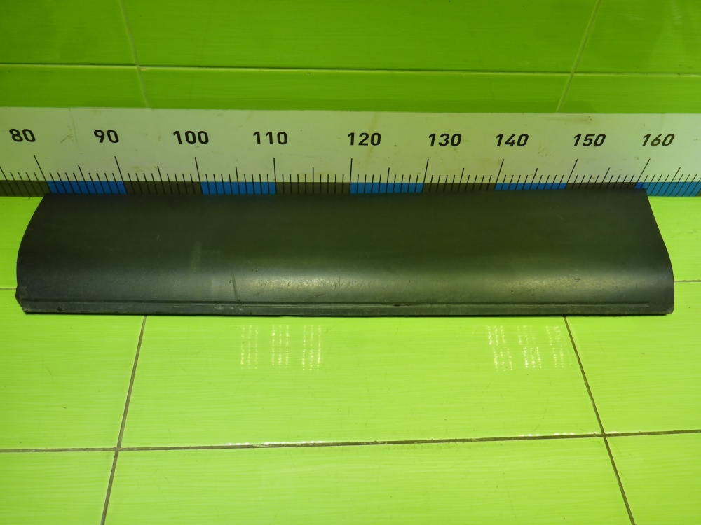 Накладка двери задней левой