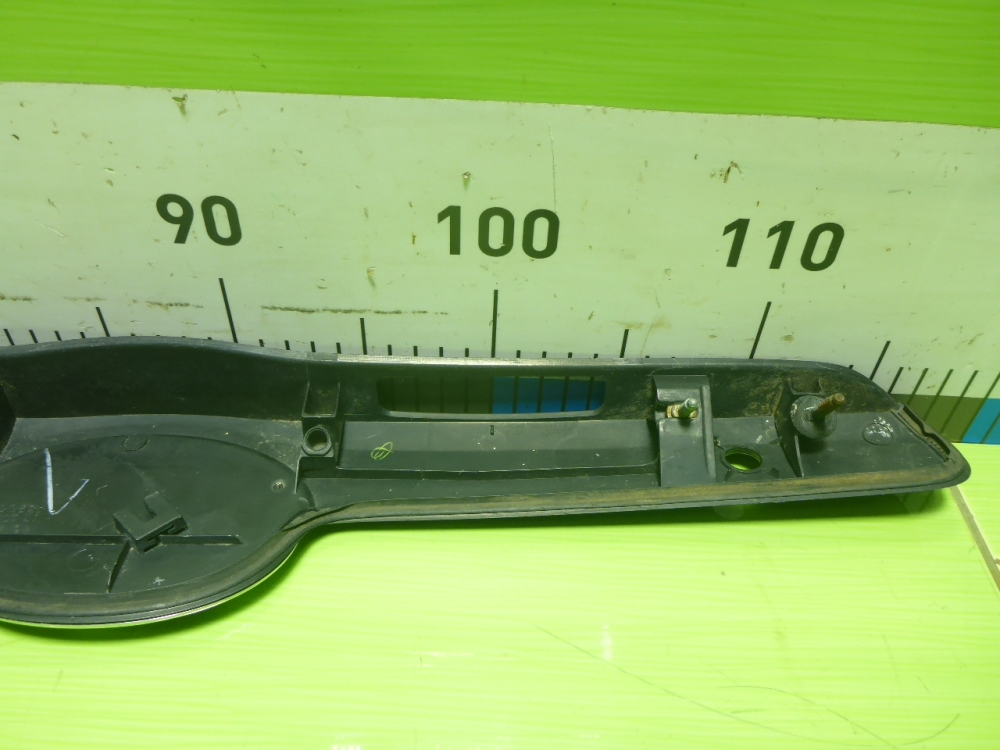 Накладка двери багажника