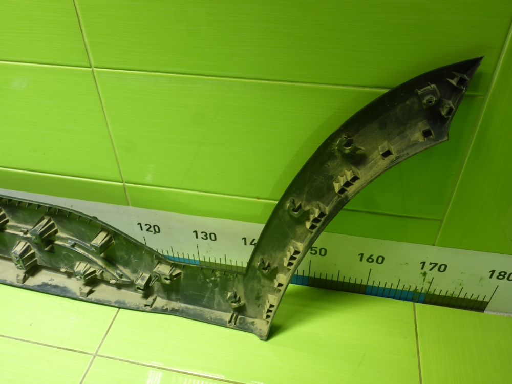 Накладка двери задней правой