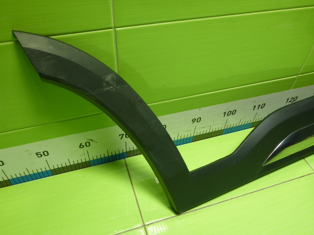 Накладка двери задней правой