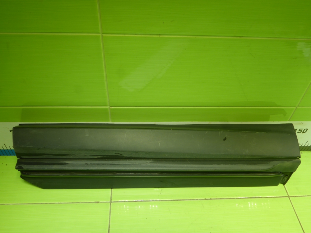 Накладка двери задней левой