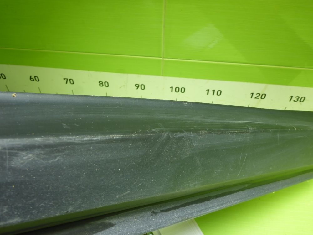 Накладка двери задней левой