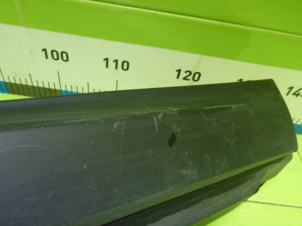 Накладка двери задней левой