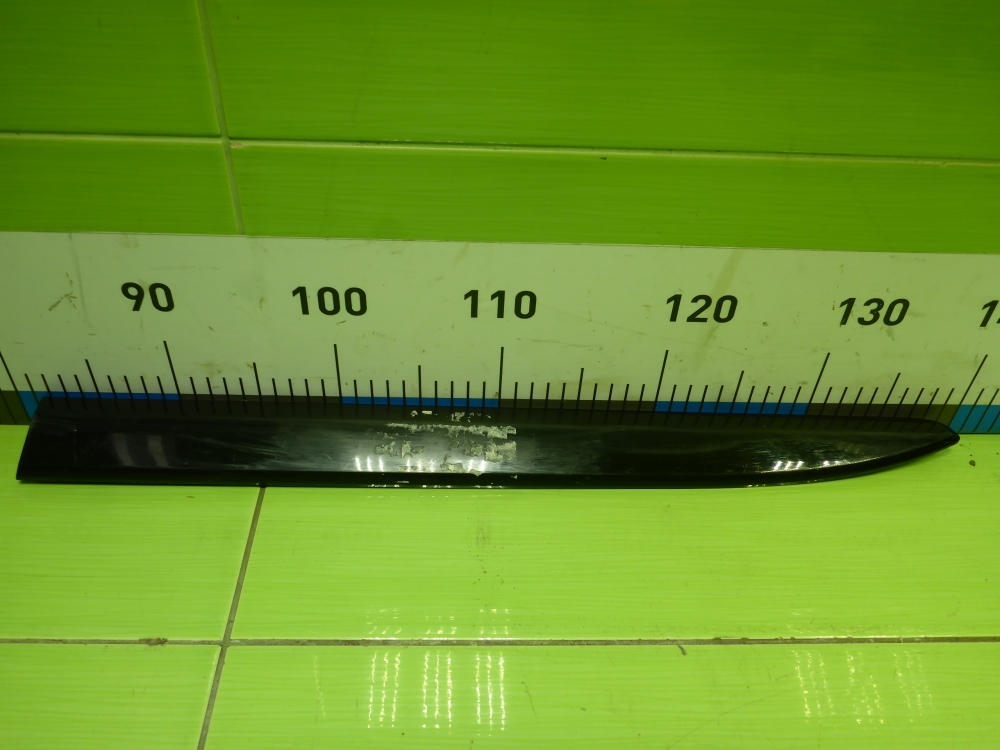 Накладка двери задней правой