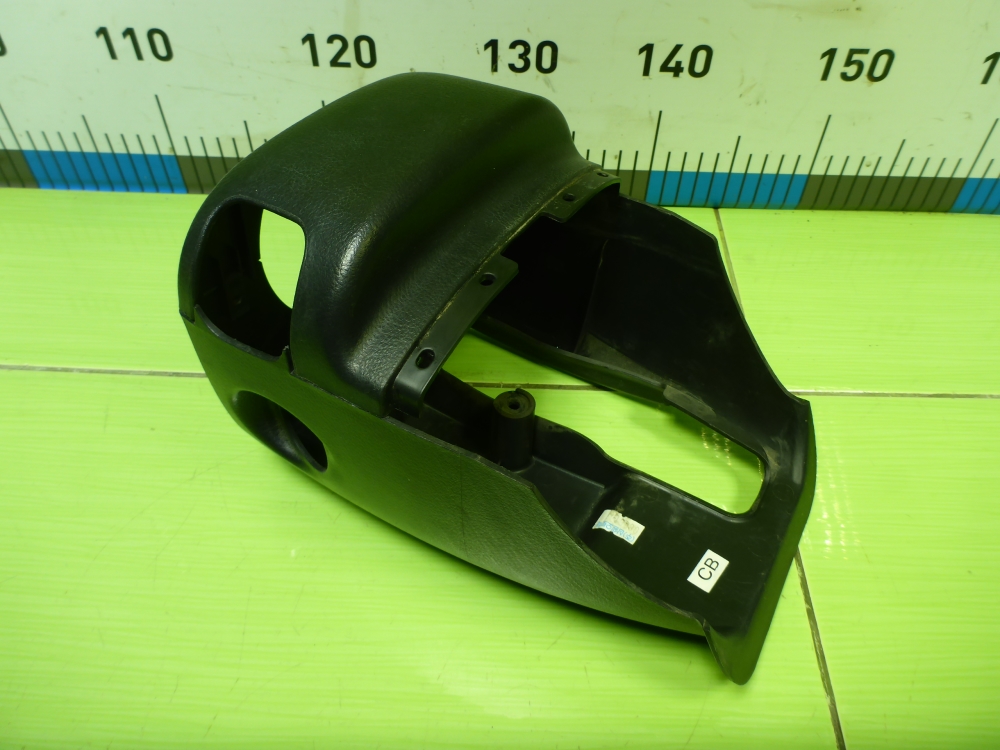 Кожух рулевой колонки