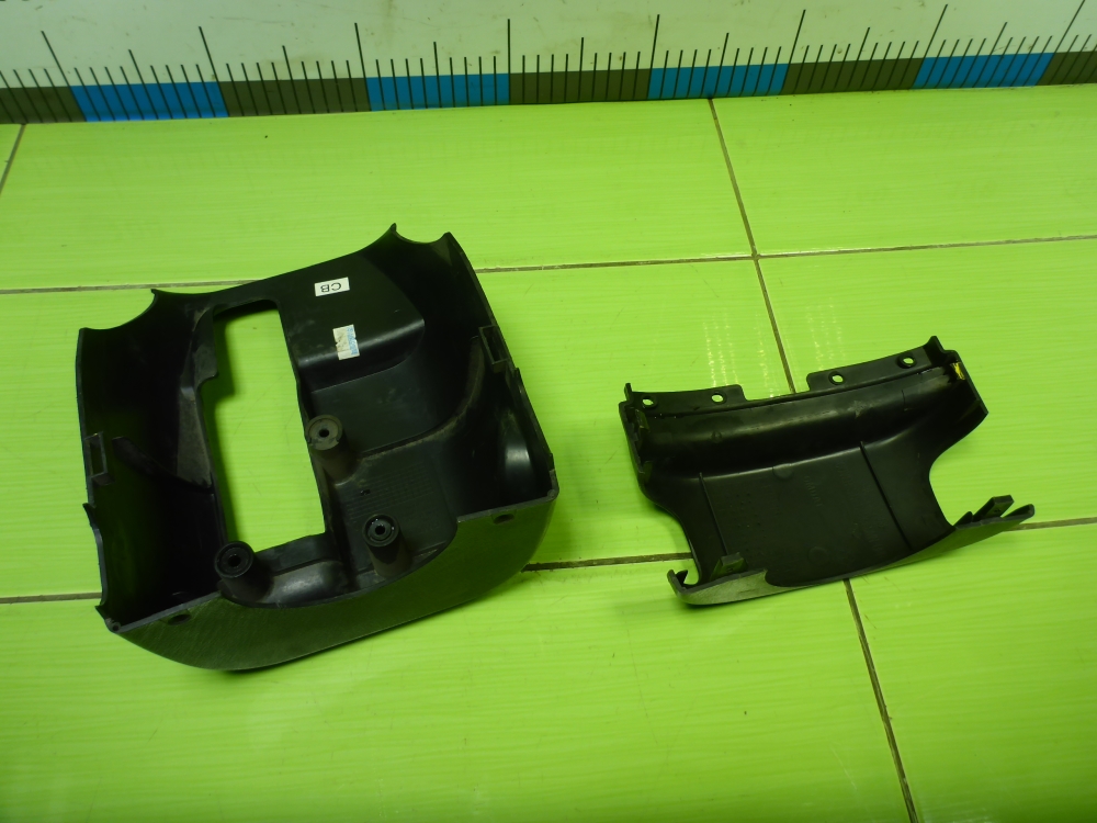 Кожух рулевой колонки