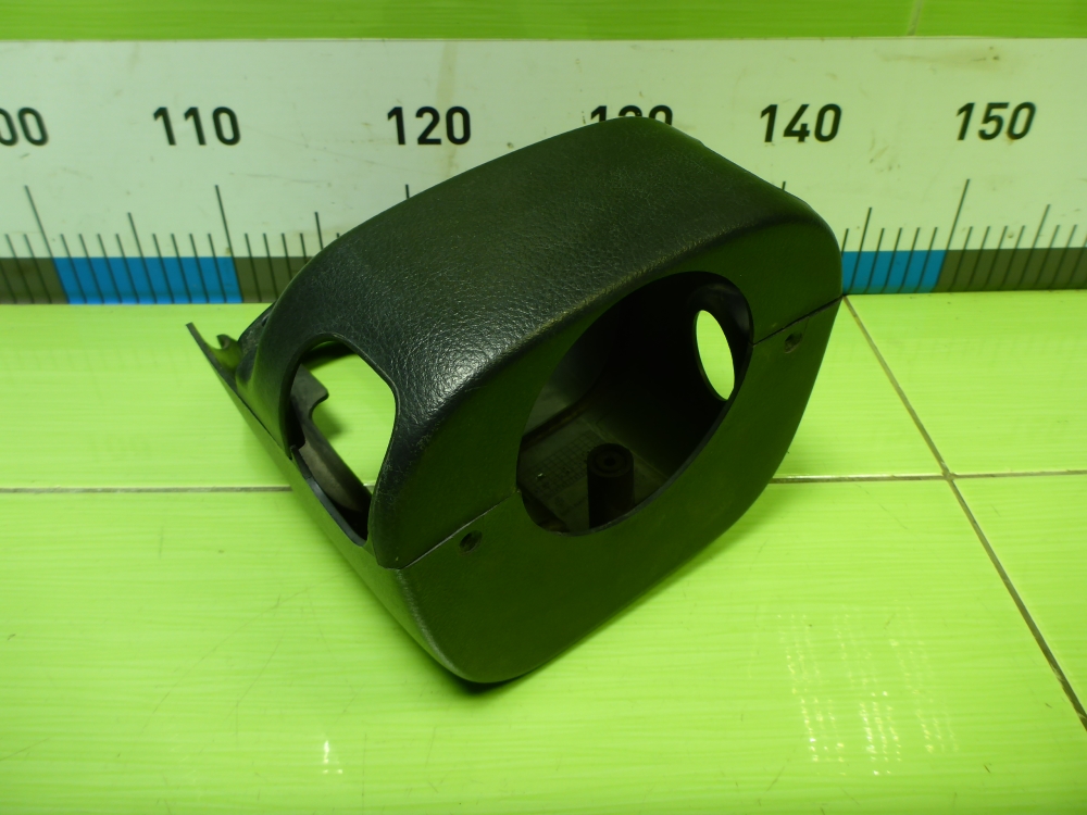 Кожух рулевой колонки