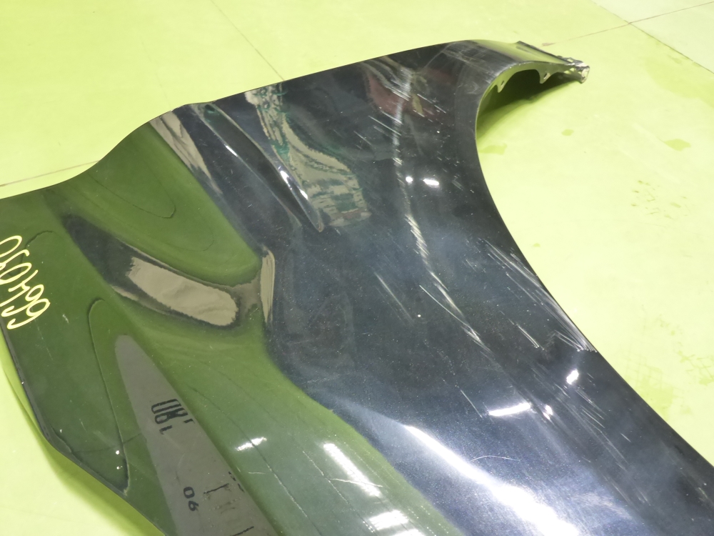 Крыло переднее левое