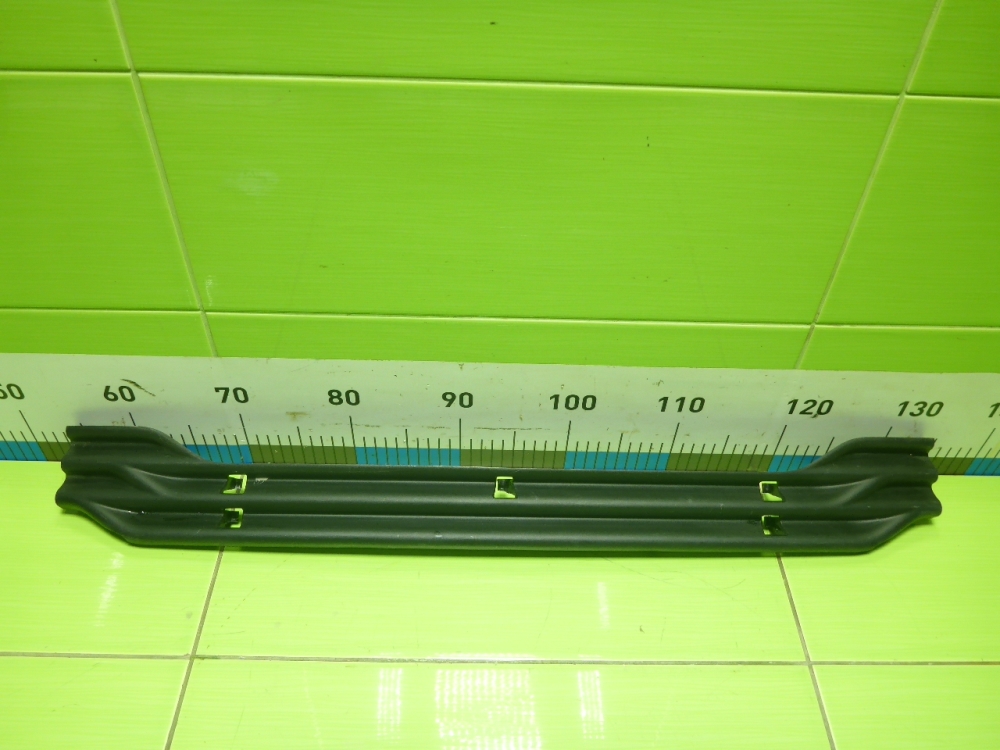 Накладка на решетку радиатора