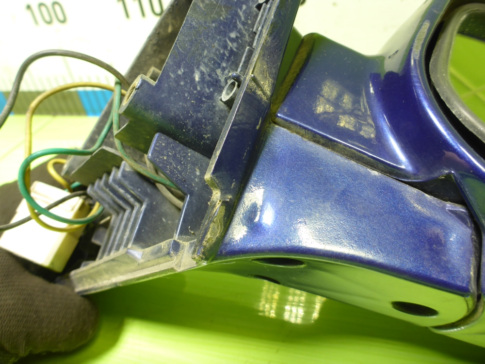 Зеркало правое электрическое