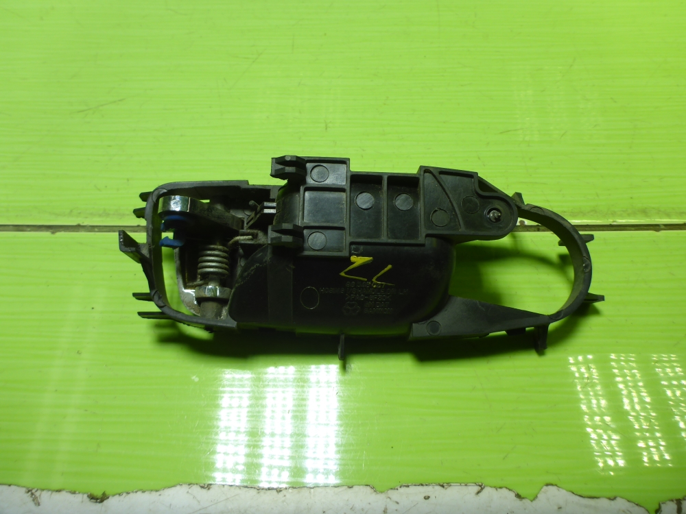 Ручка двери задней внутренняя левая